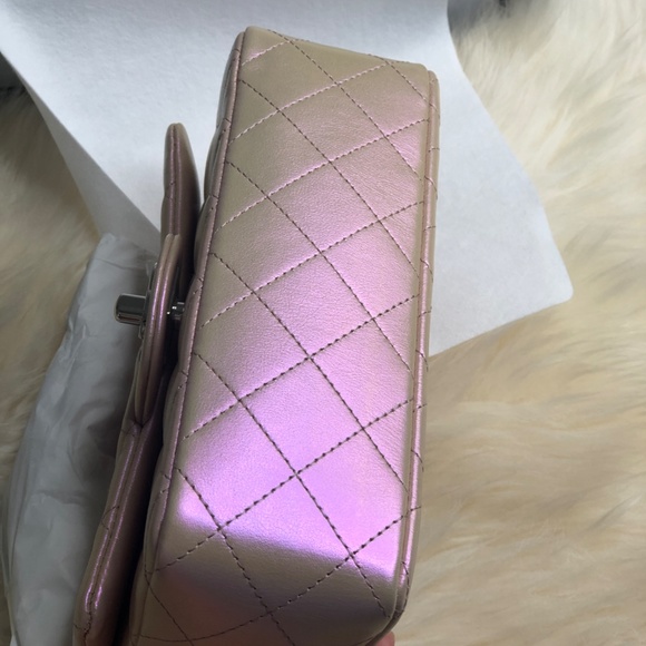 ❌Sold❌ 21K Chanel Metallic Pink Calfskin Mini Rectangular Crossbody Bag Silver - Picture 6 of 9